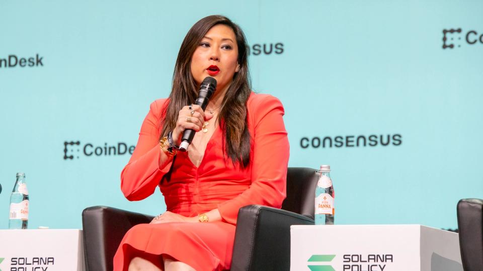 With MoonPay Trade, the crypto payments firm is building infrastructure for banks, fintechs to access stablecoins, tokenized funds and yield in a one-stop shop.