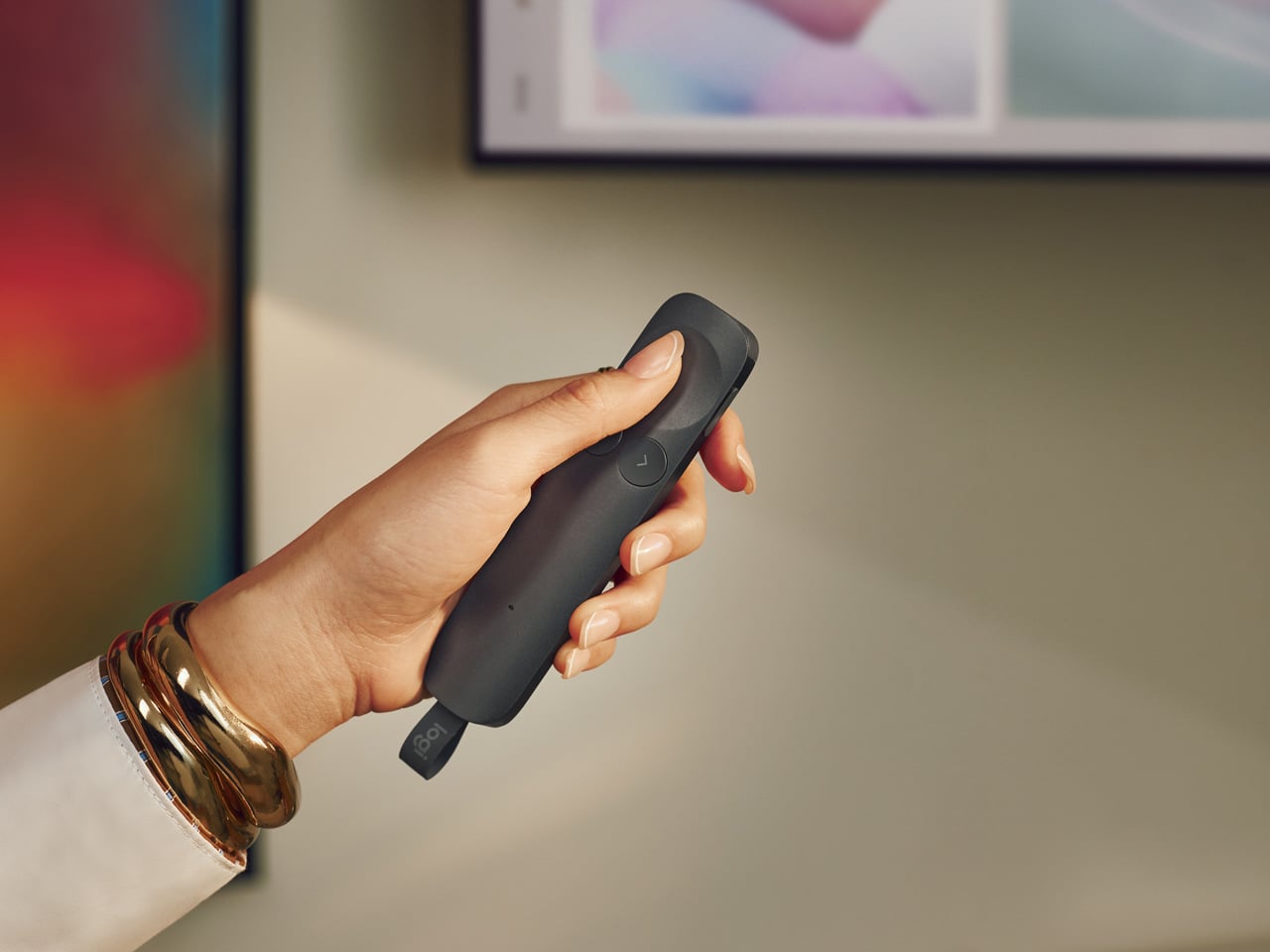 Logitech Spotlight 2 Presenter doubles as guided breathing coach to calm down nervesHow often during a presentation have you felt your message deserved a more expressive way of reaching the audience? Logitech is addressing exactly that challenge...