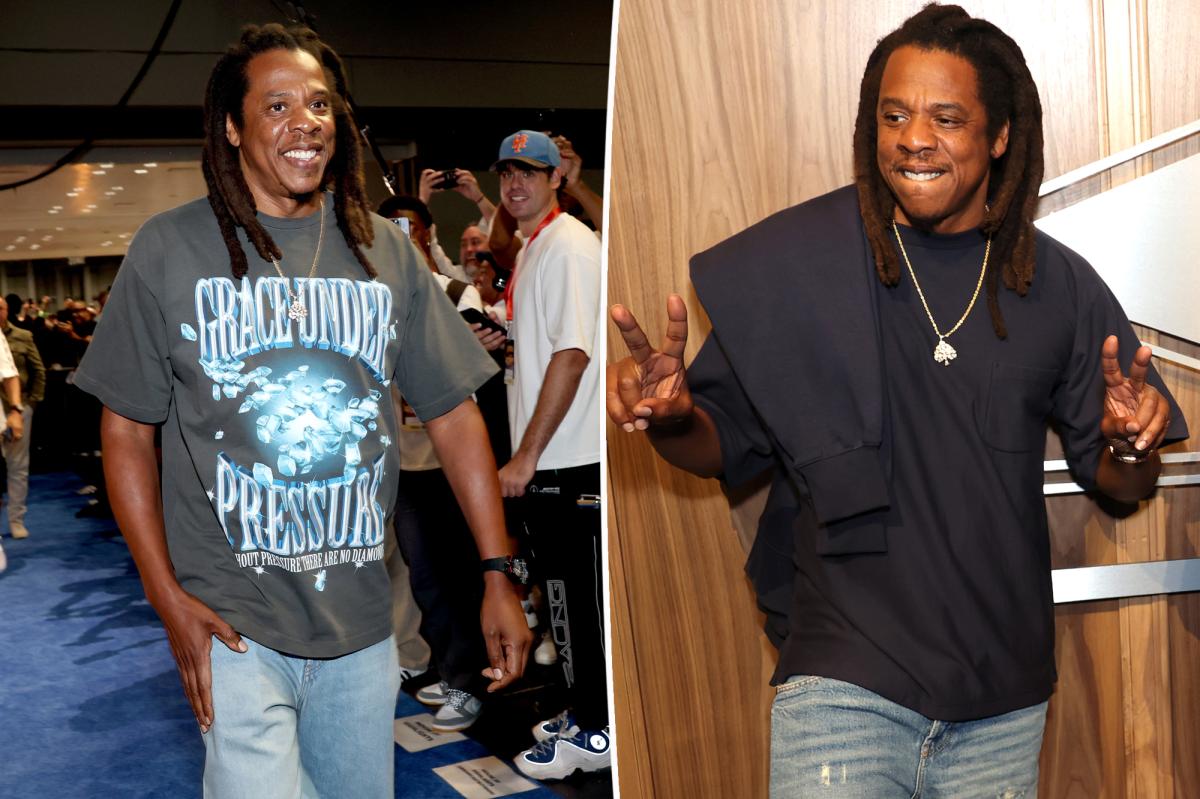In 2024, Hova had a replica of club built inside the Javits Center for the first Fanatics Fest, a huge event where fans can get selfies and autographs with a slew of athletes and show biz stars.