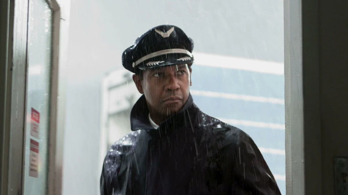 „Flight“, „American Gangster“, „Gladiator II“, „Captain Phillips“: sehenswerte Filme im TV-Programm des Wochenendes.