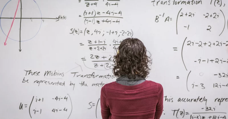 Algorithm-generated proofs could revolutionize mathematical research, challenging traditional peer-review processes and academic validation norms.
The post Math AI startup Axiom Math claims algorithm-generated proofs in peer-reviewed journals appeared first o…